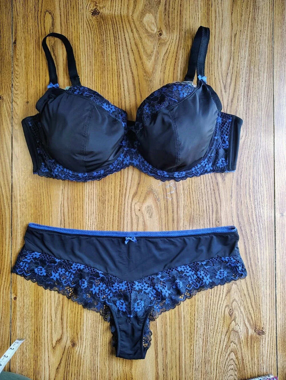 Adore Me Zita unlined breathable bra Lace Floral blue and black size 46DD - Picture 2 of 16